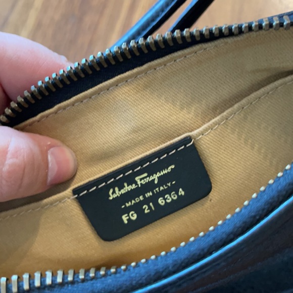 Ferragamo Shoulder Bag - Picture 2 of 5